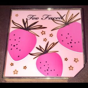 Too Faced Fruit Cocktail Blush Duo StrobeBerry 🍓